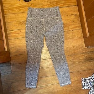 Athleta 7/8 textured elation legging size small